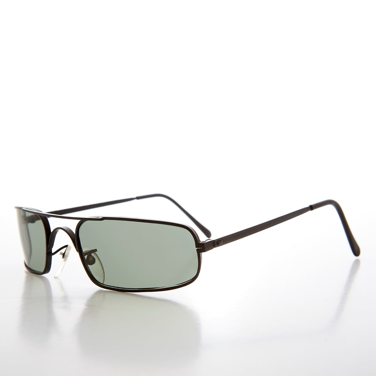 Skinny Sporty Curved Vintage Aviator Sunglass 