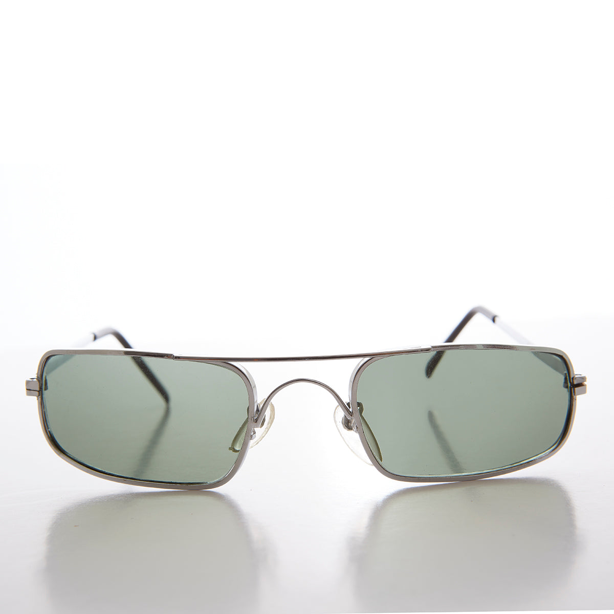 Skinny Sporty Curved Vintage Aviator Sunglass 