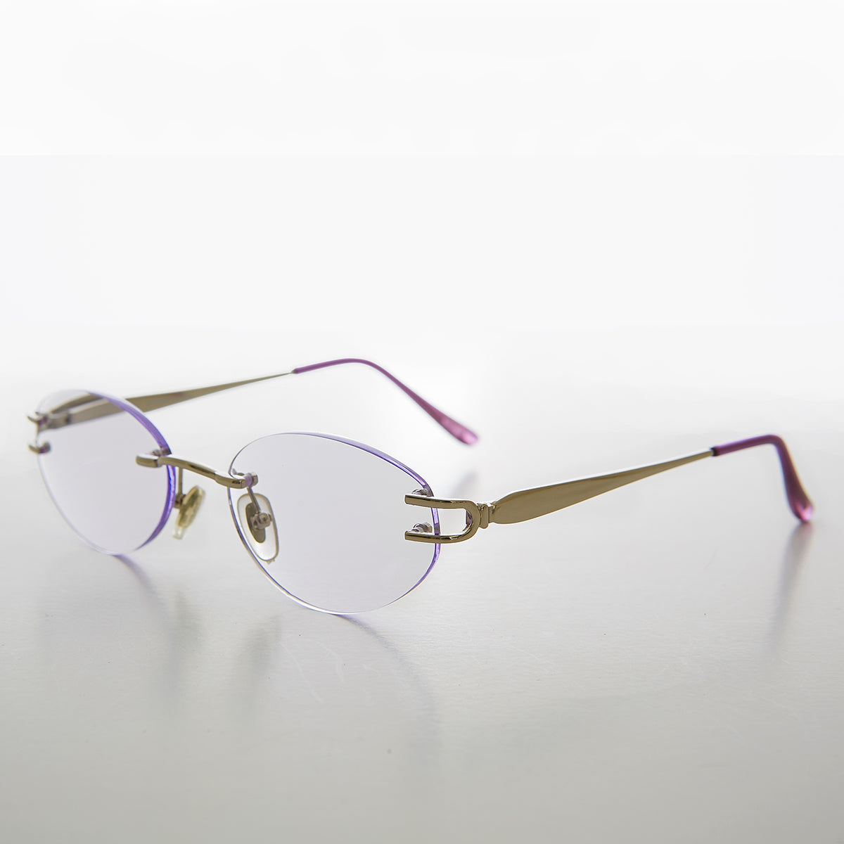 Oval Reading Glasses with Soft Tinted Lens