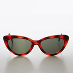 Load image into Gallery viewer, Hi Tip Tortoise Cat Eye Vintage Sunglass
