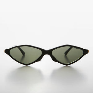 Pointy Diamond Futuristic Cat Eye Sunglass