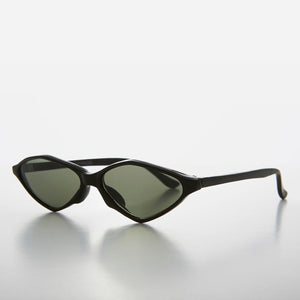 Pointy Diamond Futuristic Cat Eye Sunglass