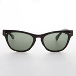 Load image into Gallery viewer, black vintage cat eye sunglass with keyhole bridge
