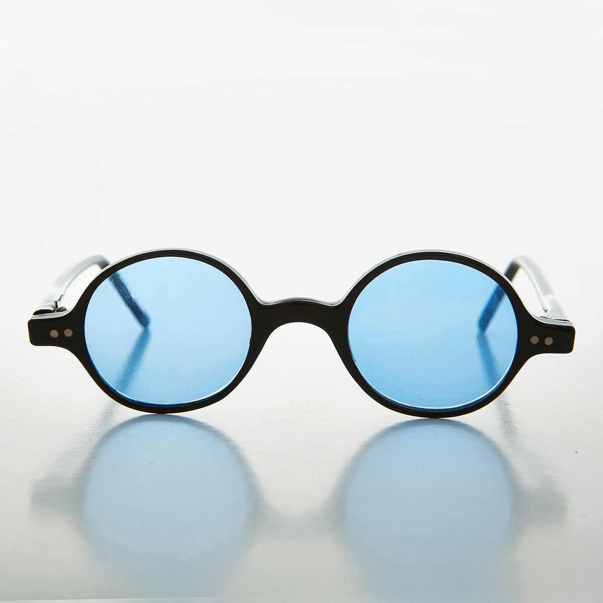 Small Round Spectacle Sunglass with Color Tinted Lens