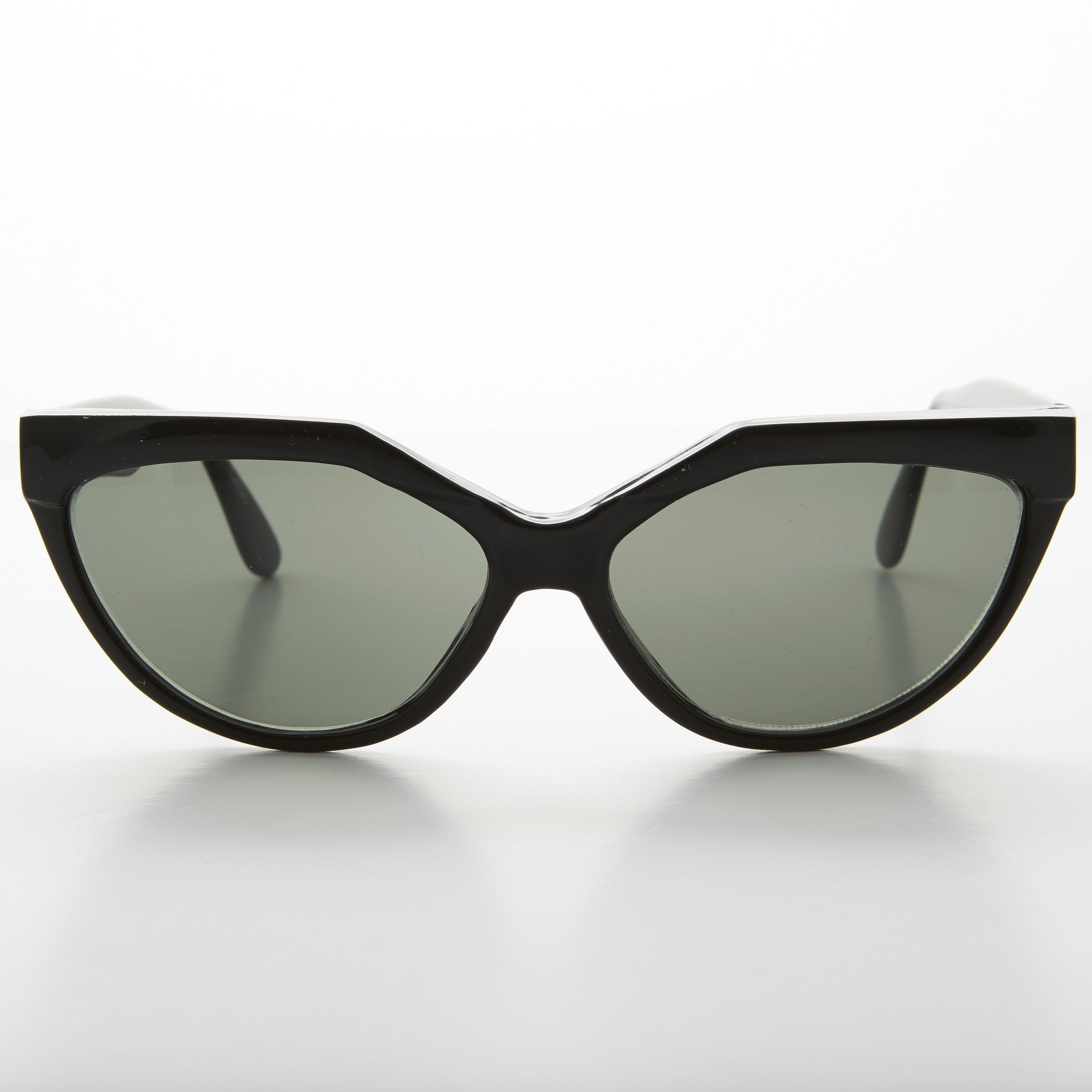 Geometric Black Cat Eye Vintage Sunglass