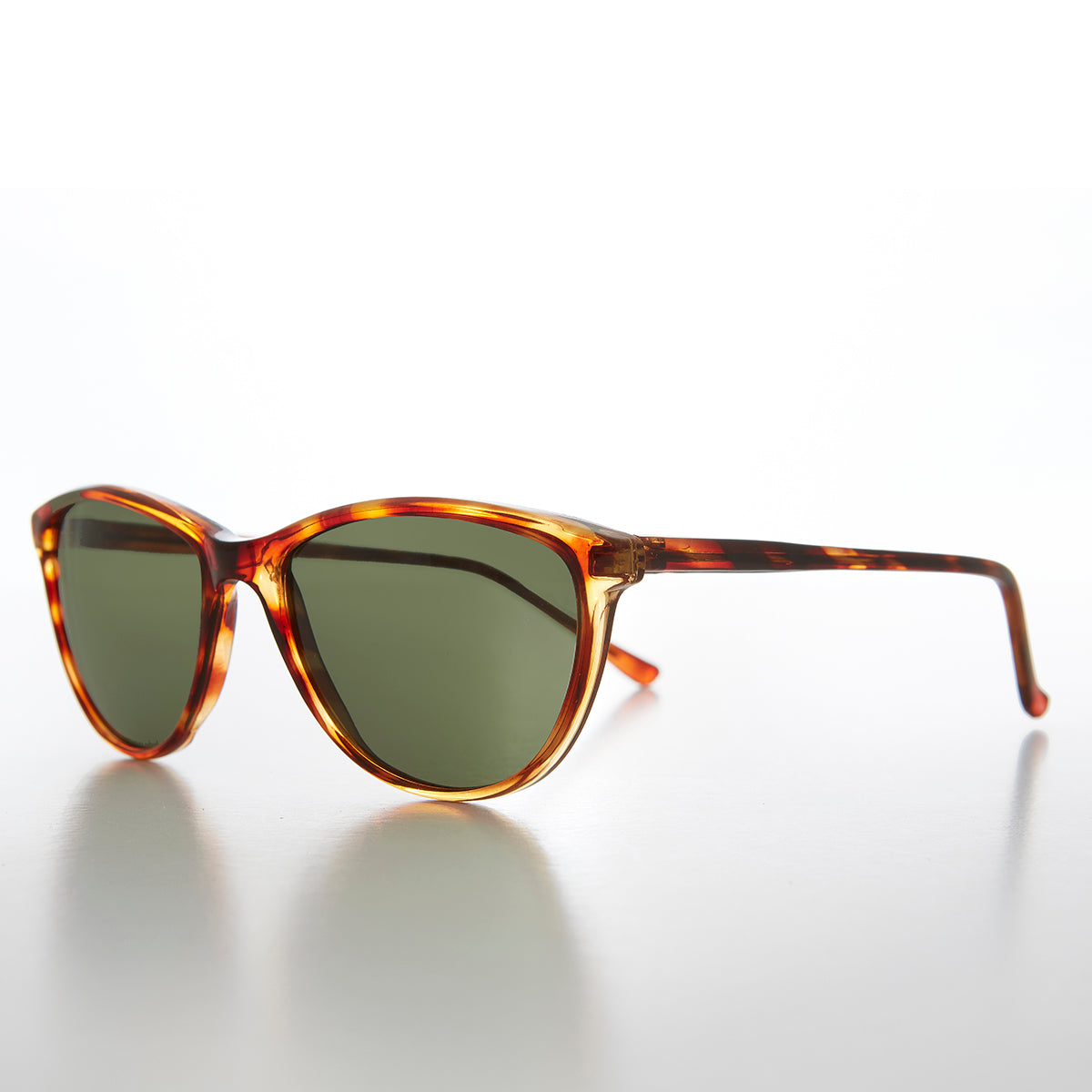 Classic Rounded Square Vintage Sunglass