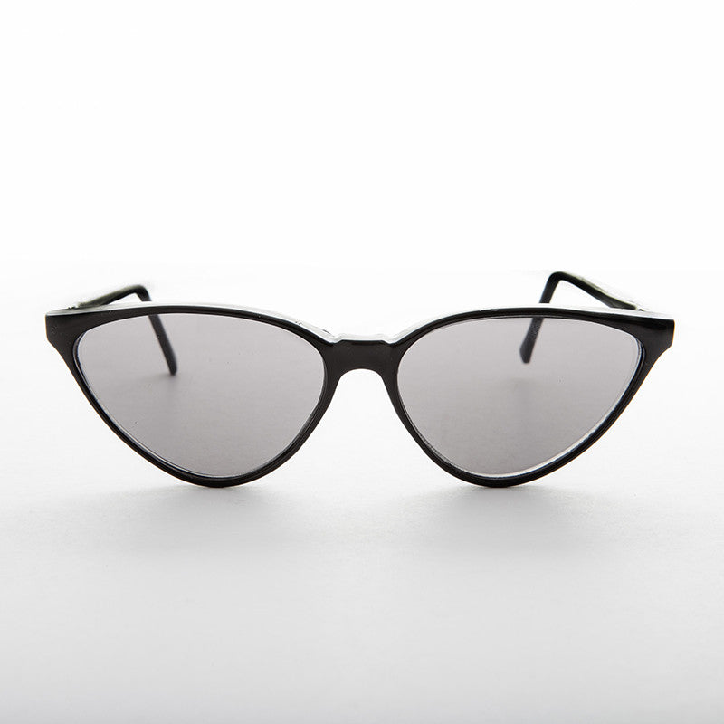 black vintage cat eye sunglass