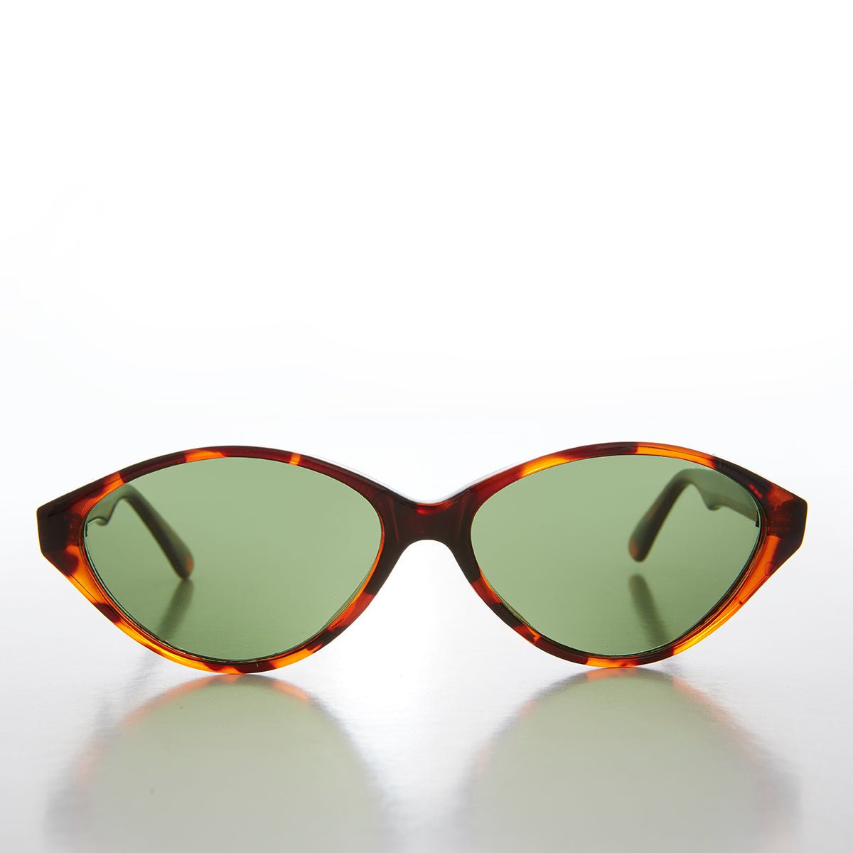 Oval Cat Eye Vintage Sunglass With Glass Lens 