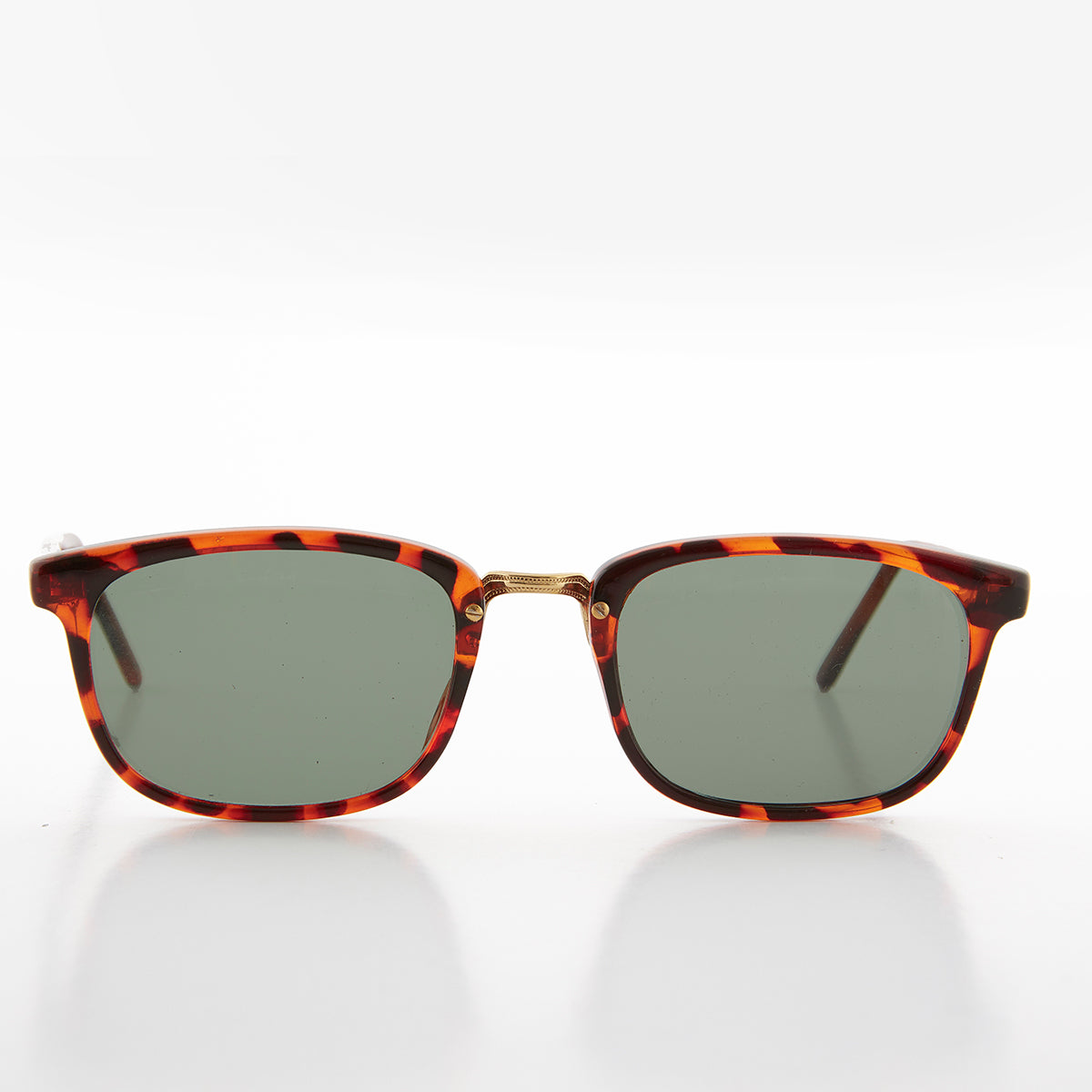 Sunglass Museum Rectangular Preppy Vintage Horn Rim Sunglass with Glass Lens Spence Tortoise Green Lens