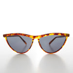 Load image into Gallery viewer, Thin Pointed Tip Vintage Cat Eye Sunglass
