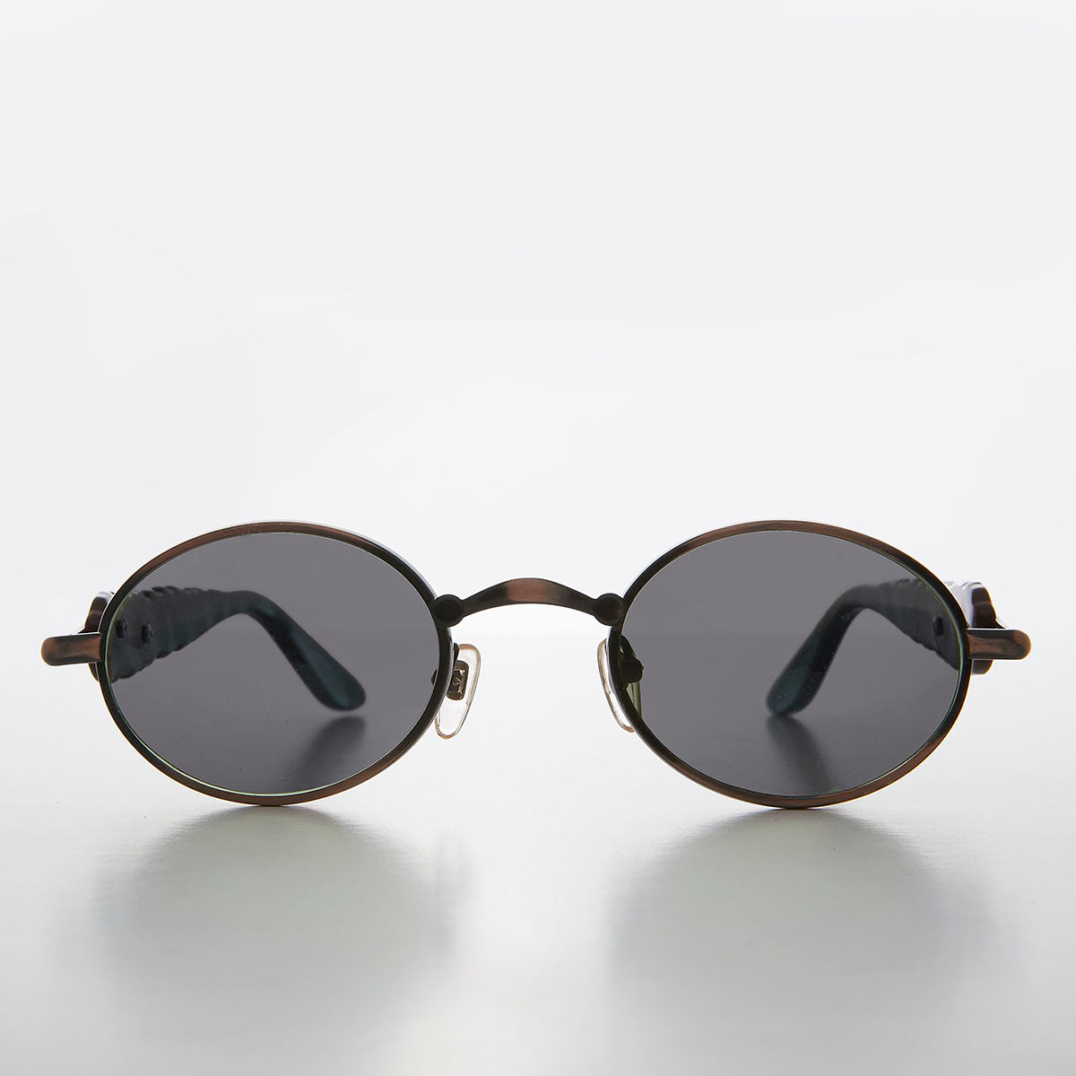 oval metal vintage sunglasses