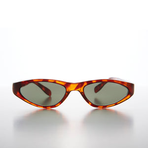 Edgy Small Cat Eye 90s Vintage Sunglass - Vicky